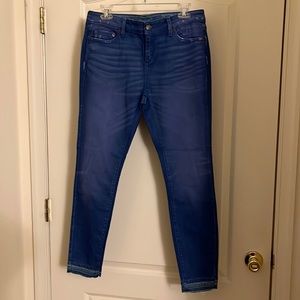 Vineyard Vines Skinny/destroyed Jeans